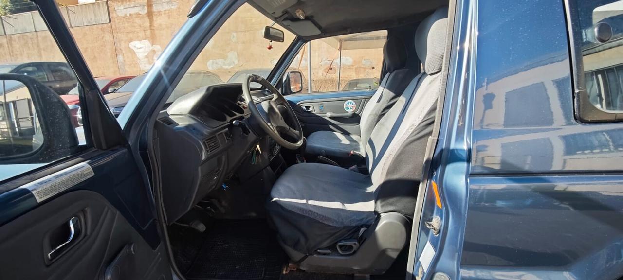 Mitsubishi Pajero GLX 2.5 TD 5 posti