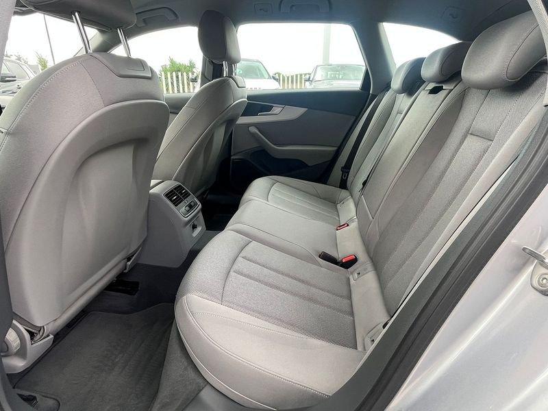 Audi A4 Avant 40 2.0 TDI 190cv Business quattro S troni Avant 40 2.0 tdi Business quattro 190cv s-tronic