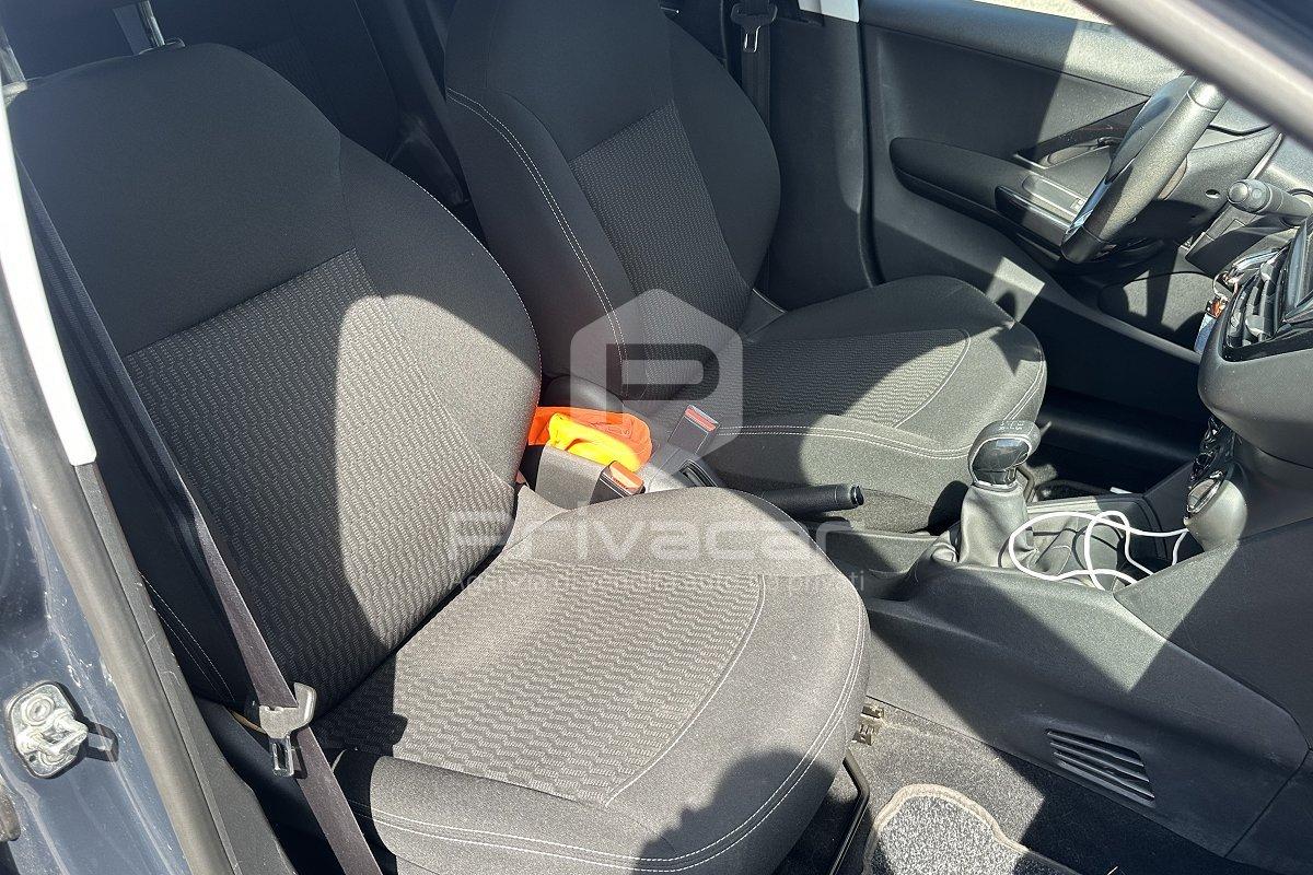 PEUGEOT 208 1° serie PureTech 82 5 porte Black Line