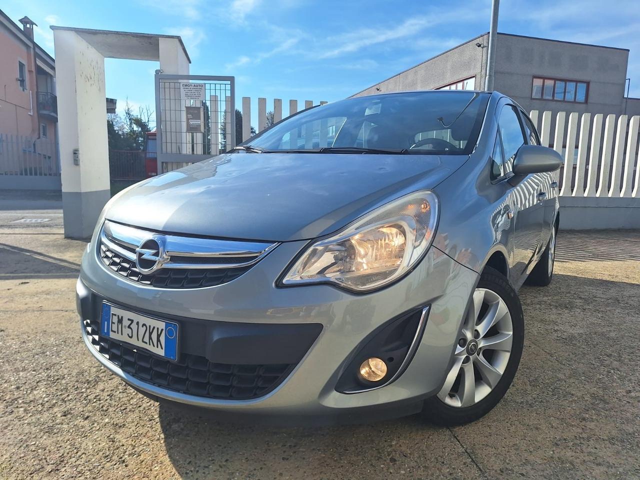 Opel Corsa S-D 1.2 5 p. AUTOMATICA