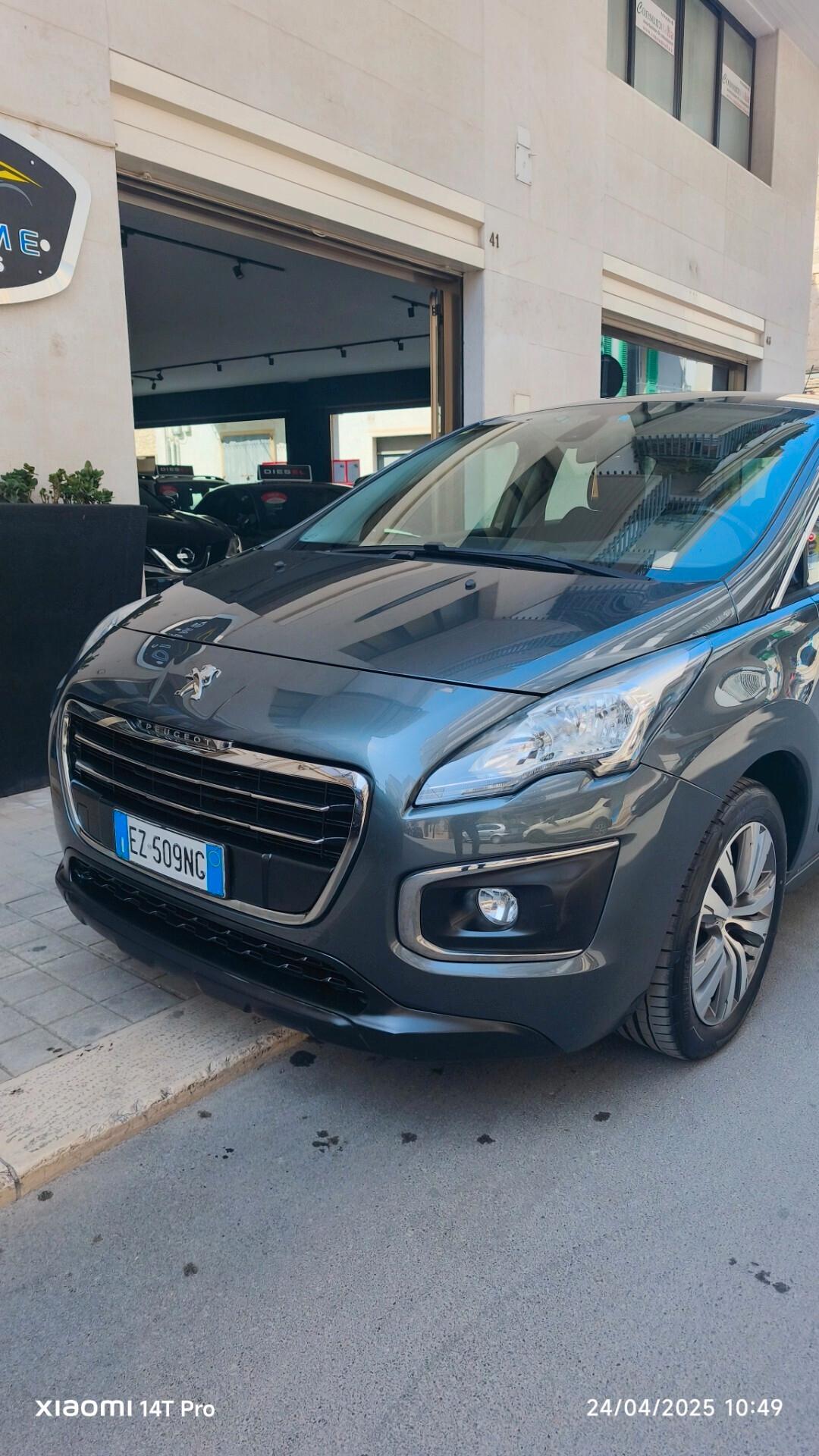 Peugeot 3008 1.6 HDi 115CV/Navi/Active 2015