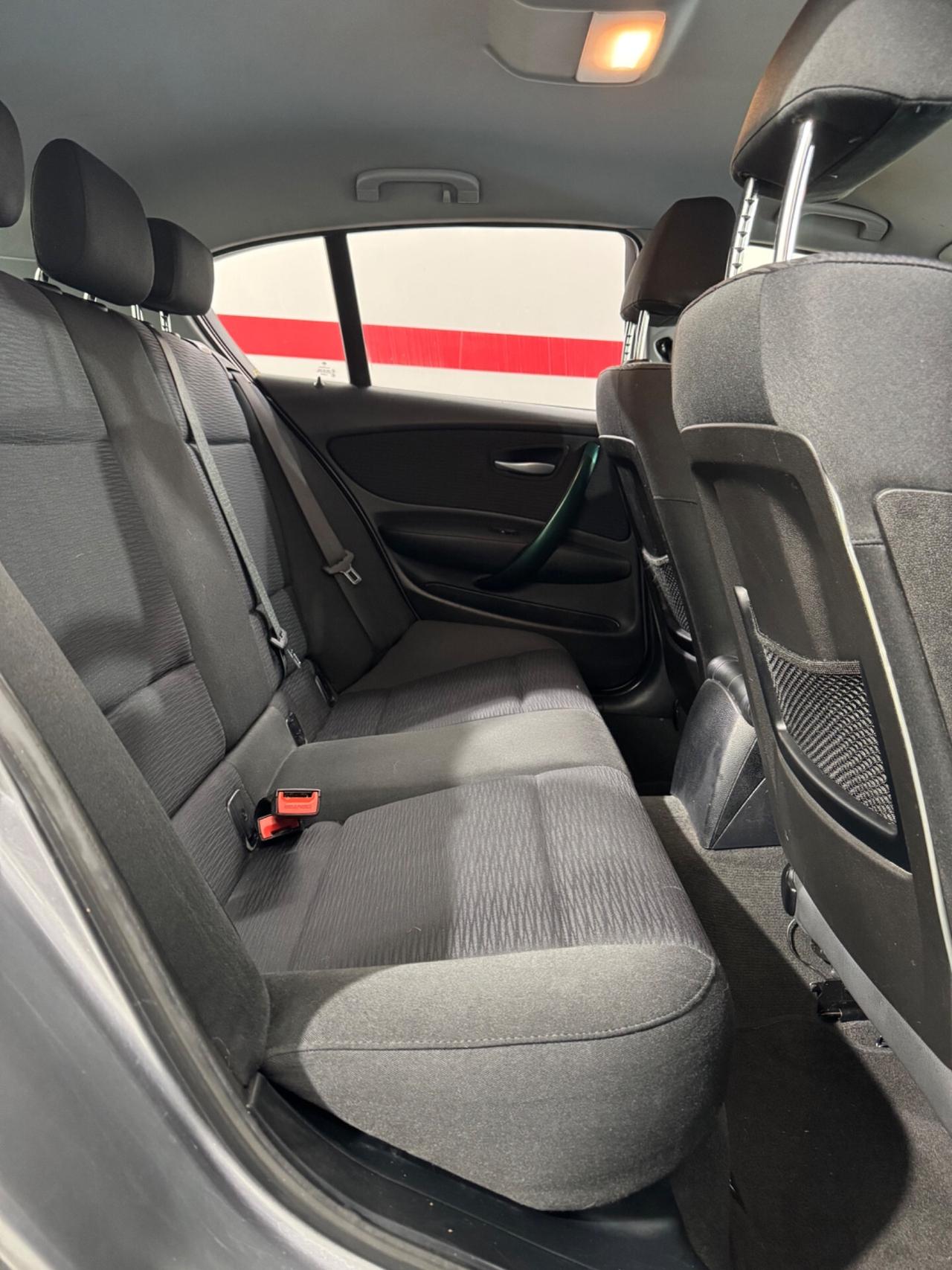 Bmw 116 116i cat 5 porte Futura* NEOPATENTATI* * REGALO SPECIALE DA AUTOWEB *