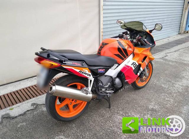 HONDA VFR 800 Repsol