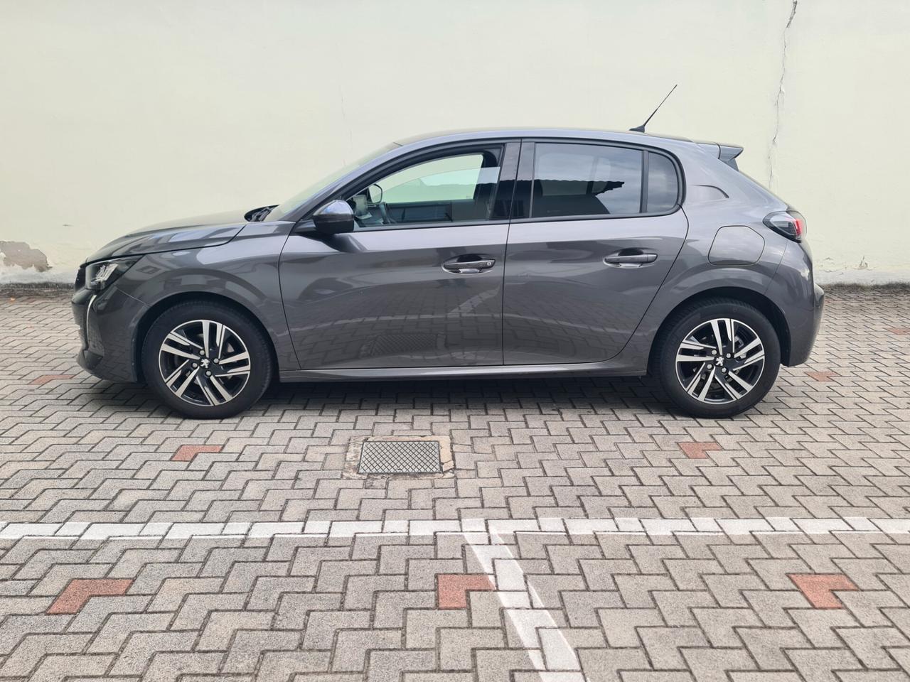 Peugeot 208 BlueHDi 100 5 porte Allure - Unicoprop.
