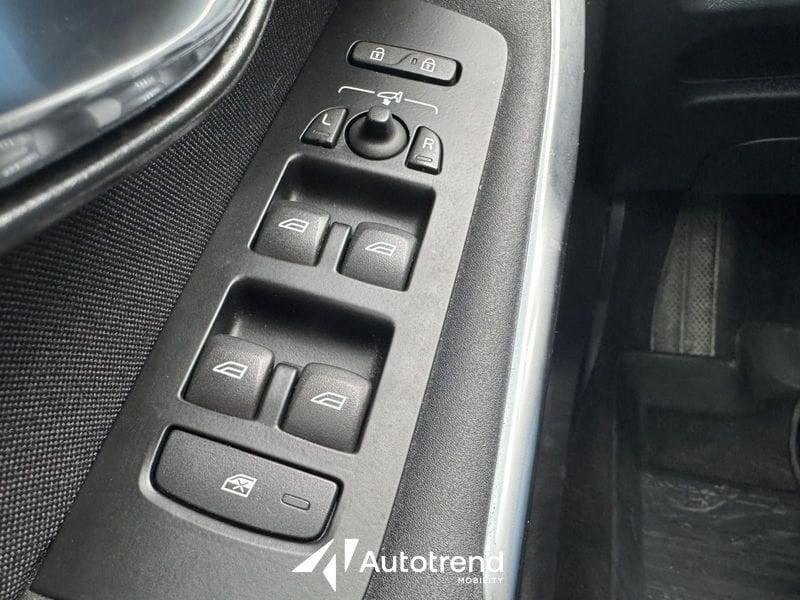 Volvo V40 D2 120 CV NAVI Business