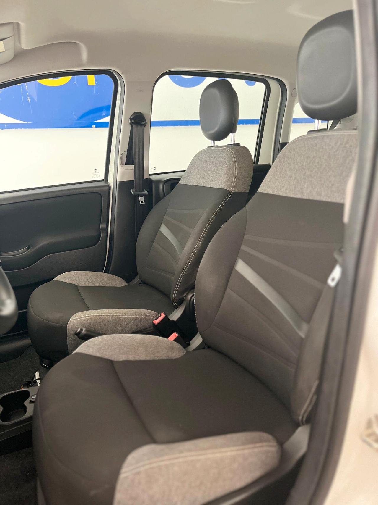 Fiat Panda 1.0 FireFly S&S Hybrid City Life navigatore
