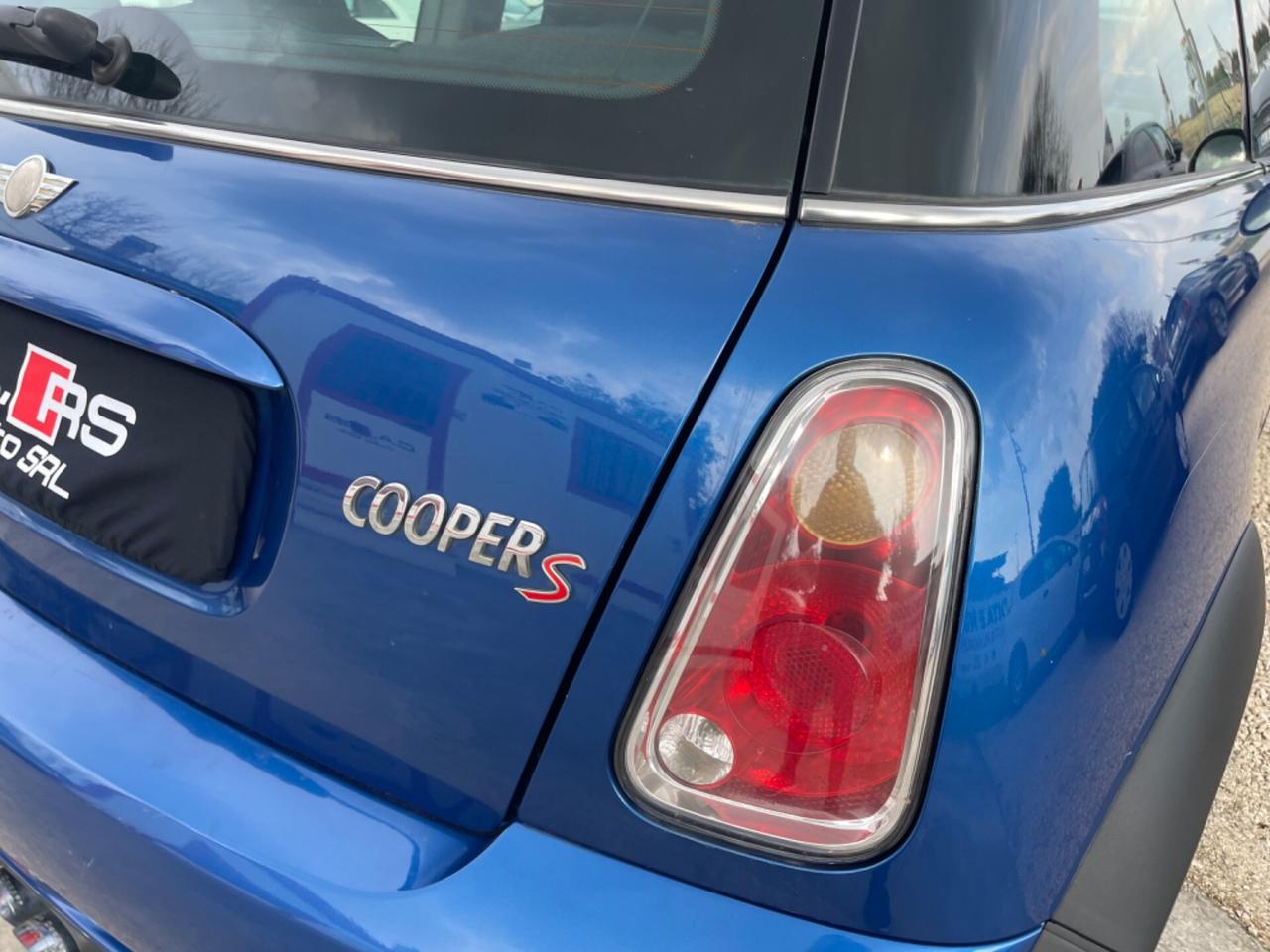 Mini Cooper S R53 John Cooper Works 1.6 16v 211cv