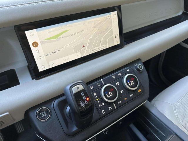 LAND ROVER Defender 110 3.0D I6 200 CV AWD Auto SE