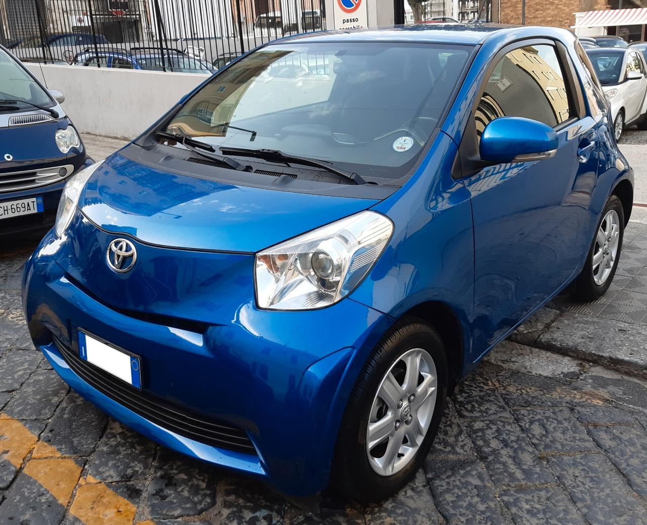 Toyota iQ 1.0 Multidrive NEOPATENTATI