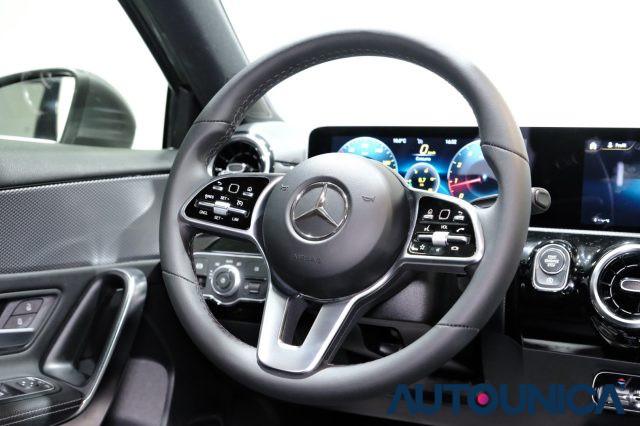 MERCEDES-BENZ A 200 AUTOMATIC SPORT