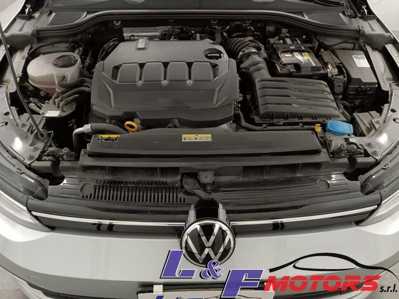Volkswagen Golf 8 2.0 TDI R-Line DSG