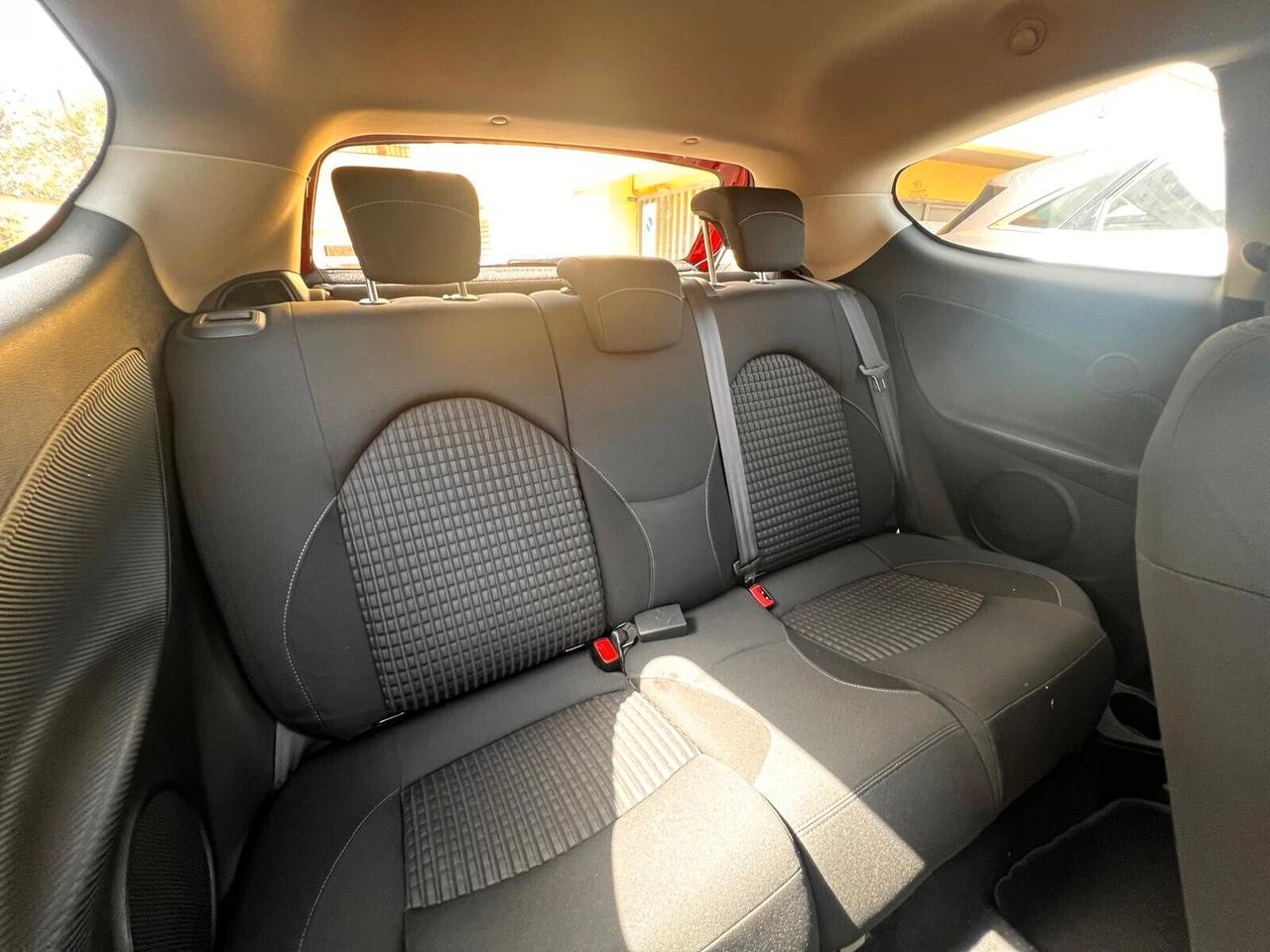 Alfa Romeo MiTo 1.4 T 135 CV M.air S&S Distinctive