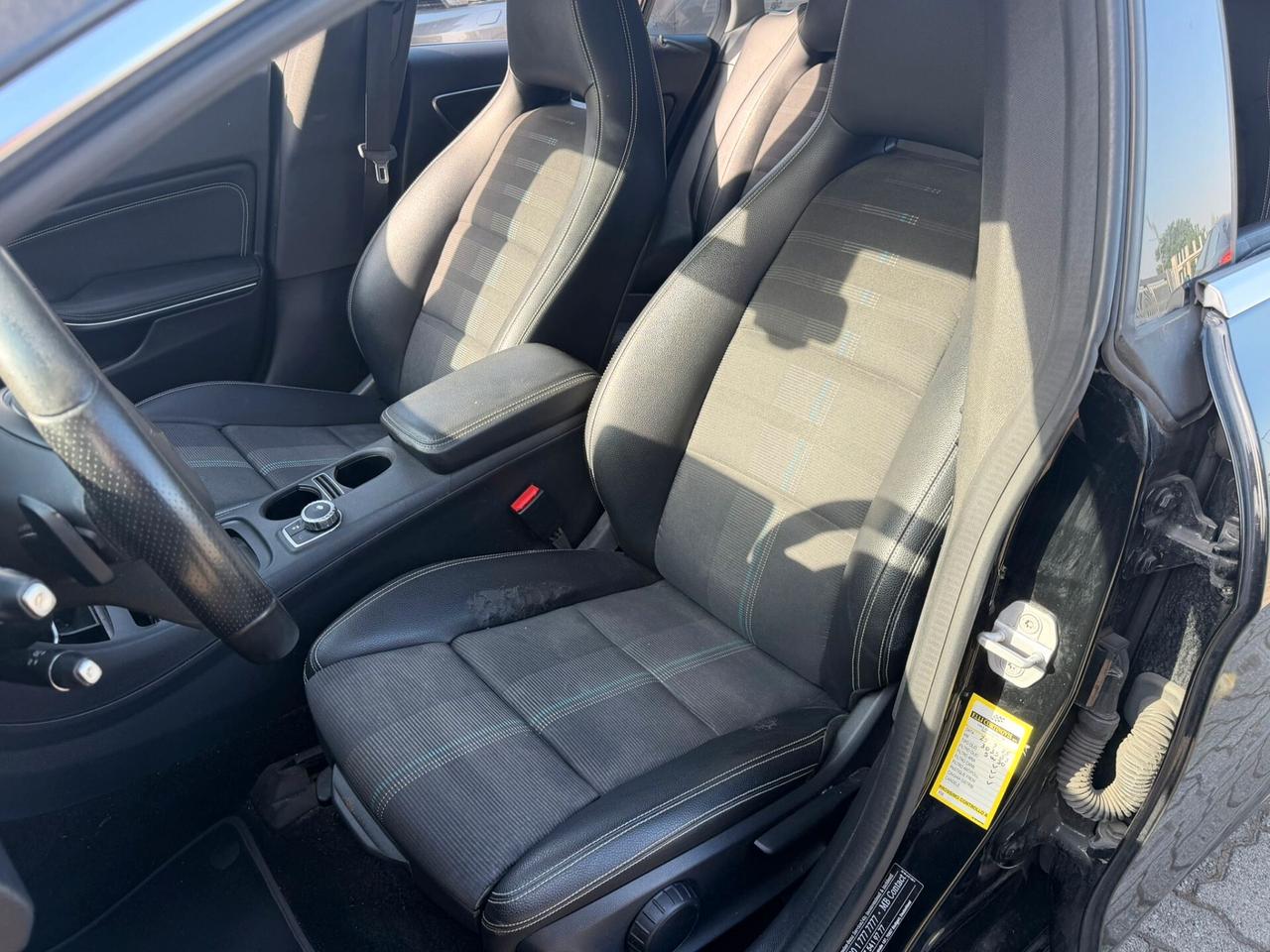 Mercedes-benz CLA 200 d Automatic Executive