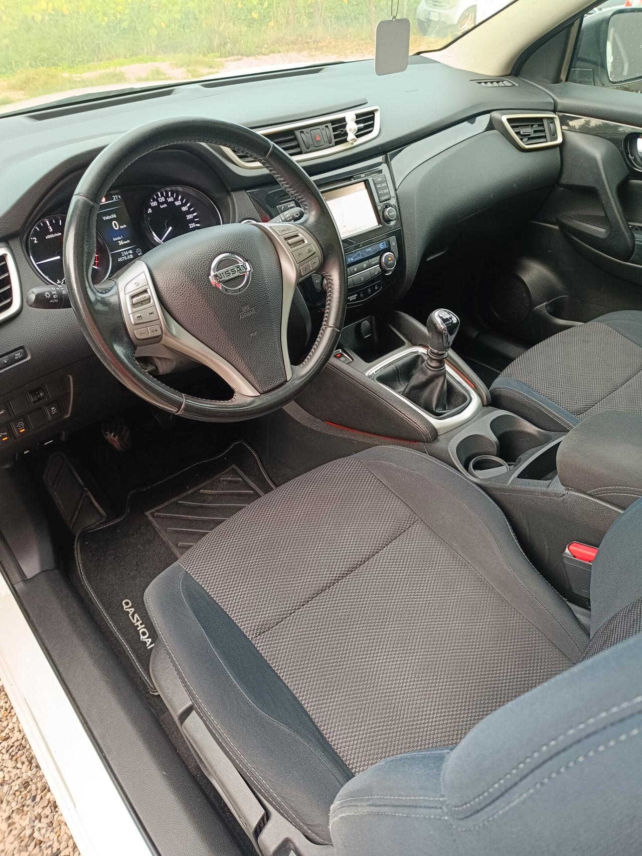 Nissan Qashqai 1.5 dCi 2WD 360