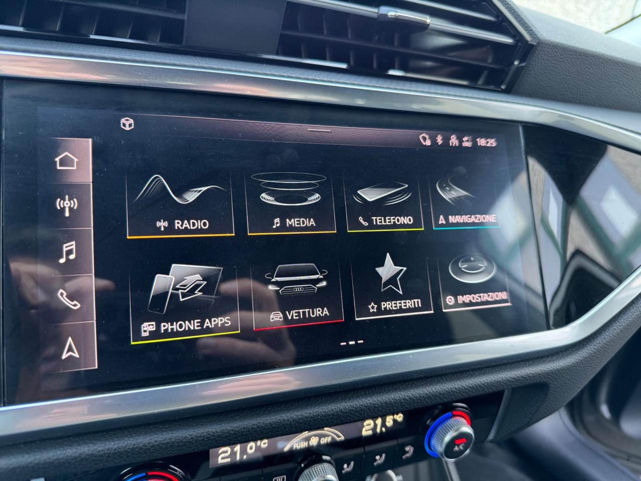 Audi Q3 35 TFSI S tronic Business