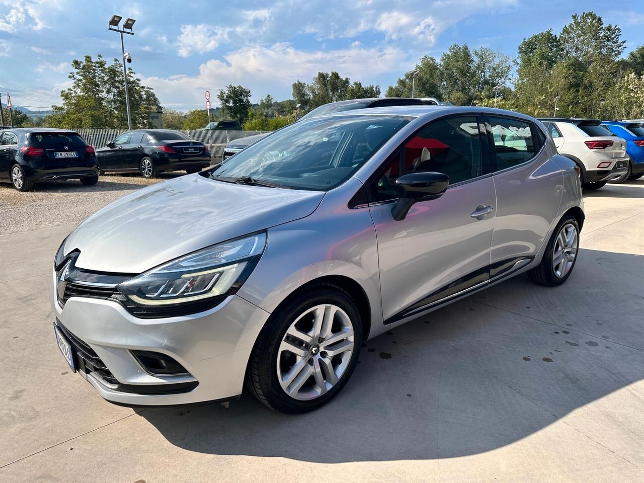 Renault Clio dCi 8V 90 CV 5 porte