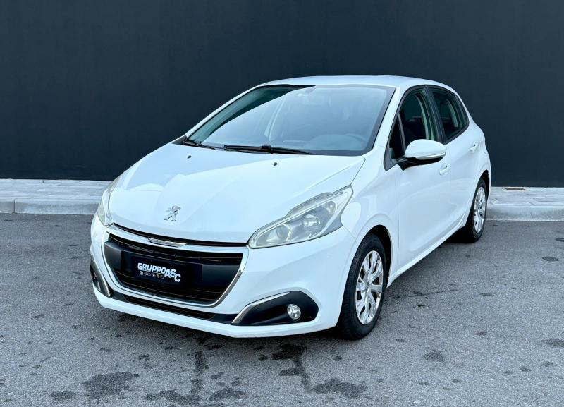 PEUGEOT 208 1.6 DIESEL 75 CV ADATTA NEOPATENTATI