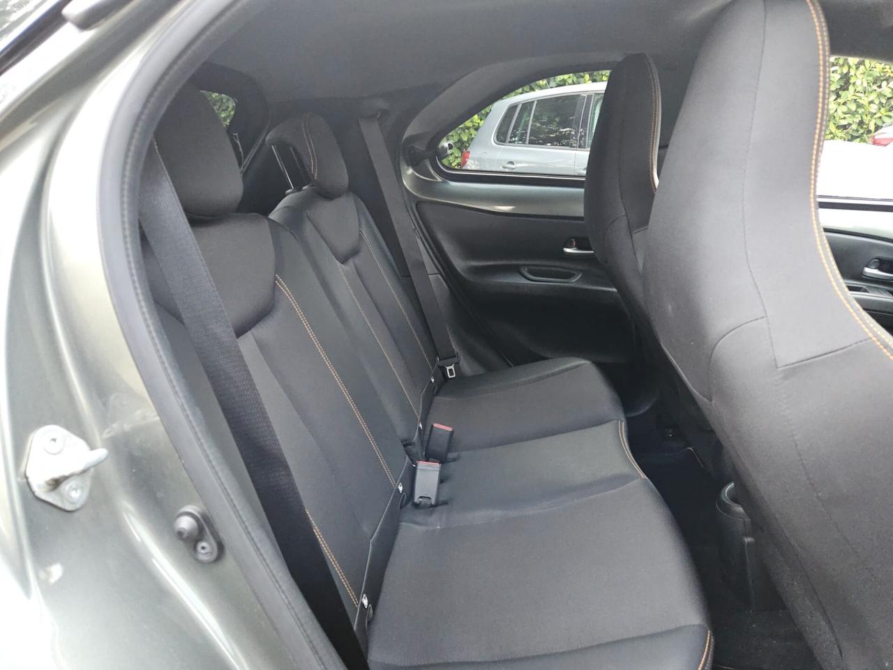 Toyota Aygo X 1.0 VVT-i 72 CV 5 porte Lounge S-CVT LIMITED