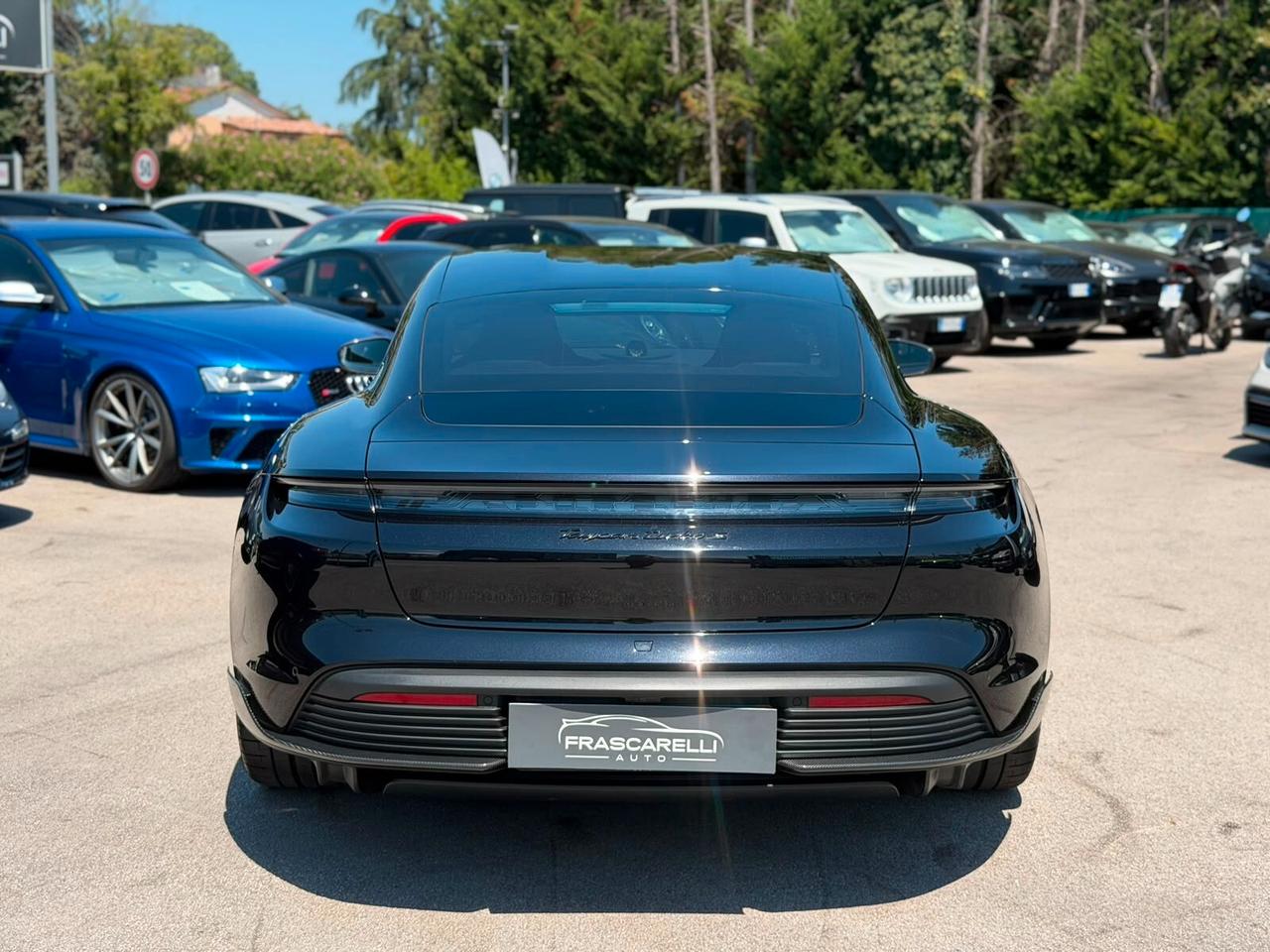 Porsche Taycan Turbo S/carbocera/pack carbonio/burmaster/stafull/iva 22%