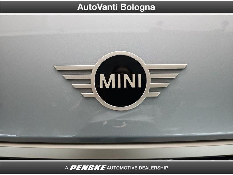 MINI Cooper Mini Cooper 3p 1.5 C Favoured auto