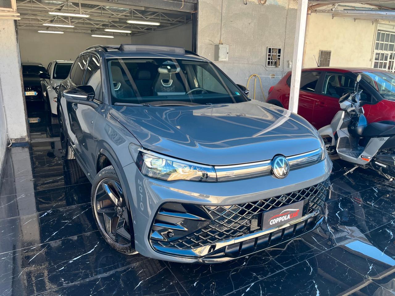 Volkswagen Tiguan 2.0 TDI 150 CV DSG R-Line Plus Valuto Permute