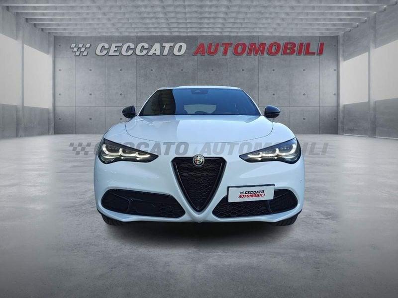 Alfa Romeo Stelvio 2023 2.2 t Sprint Q4 210cv auto