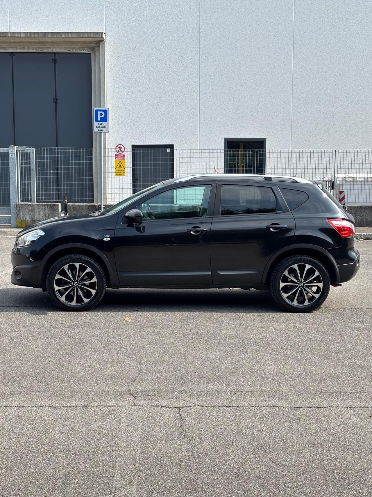 Nissan Qashqai 2.0 dCi DPF Tekna 4x4 GARANZIA