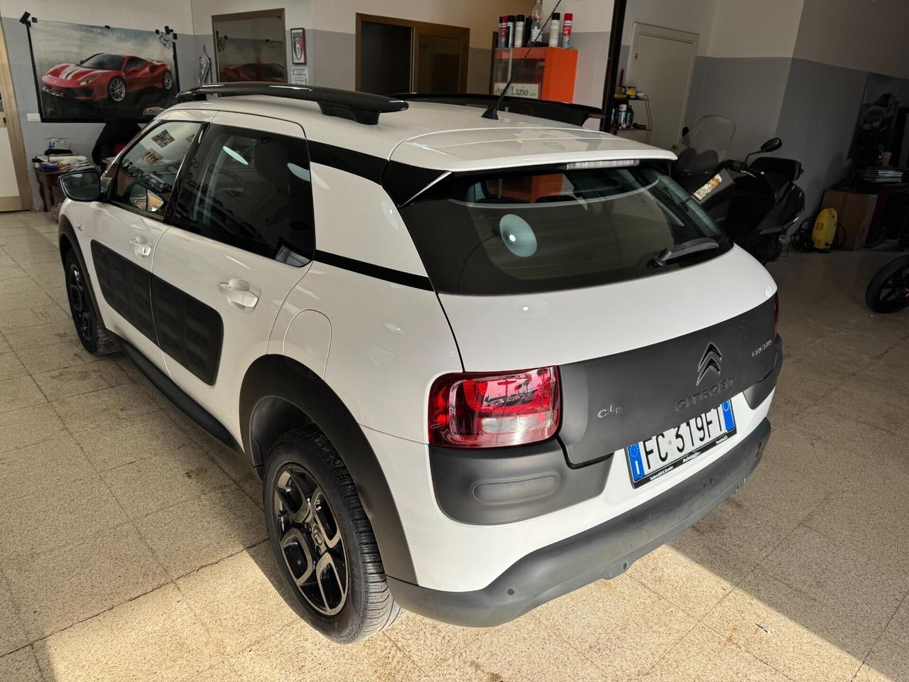 Citroen C4 Cactus BlueHDi 100 cv. Autom. Shine OK