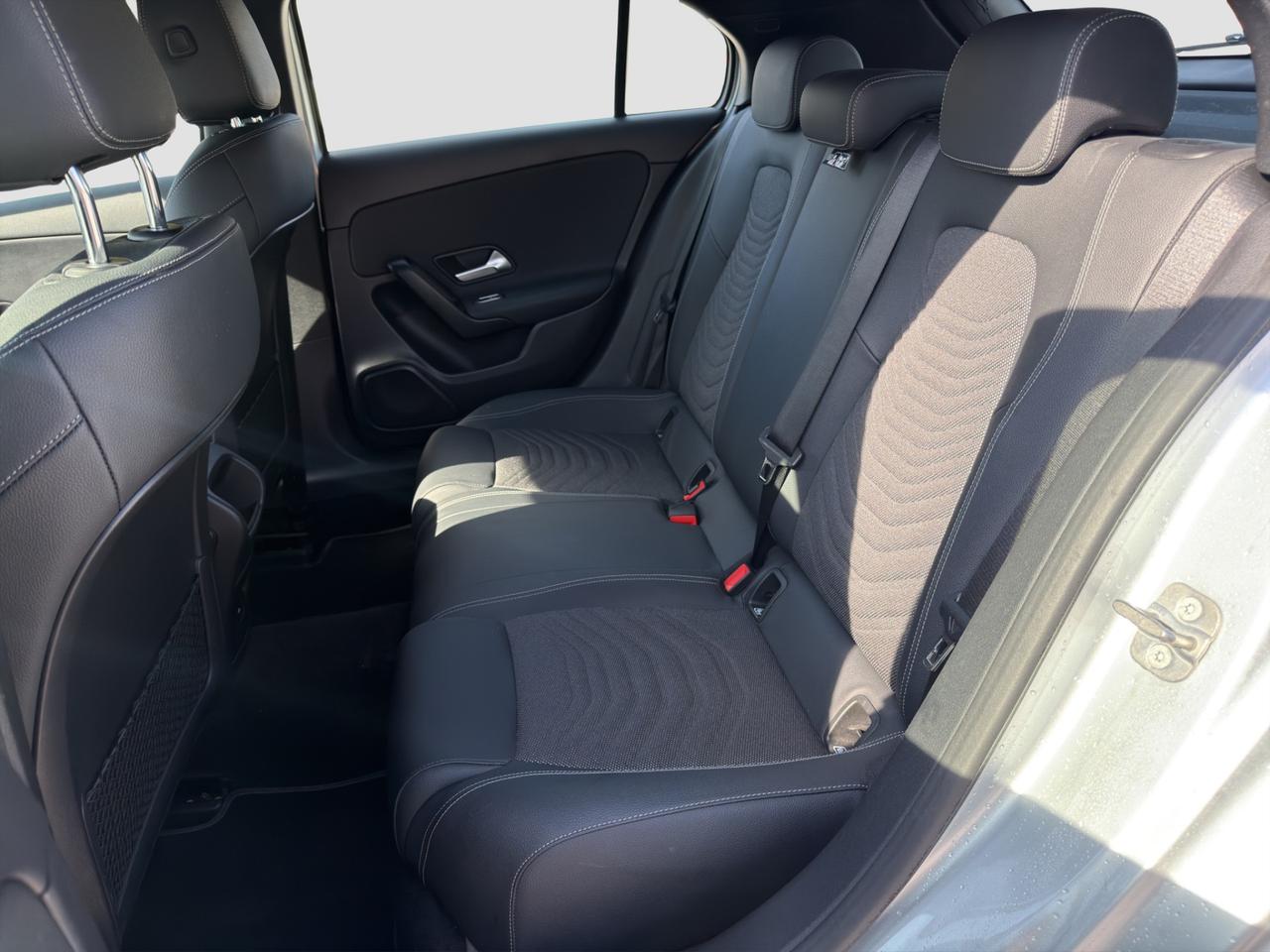 MERCEDES Classe A (W177) A 180 Automatic Executive