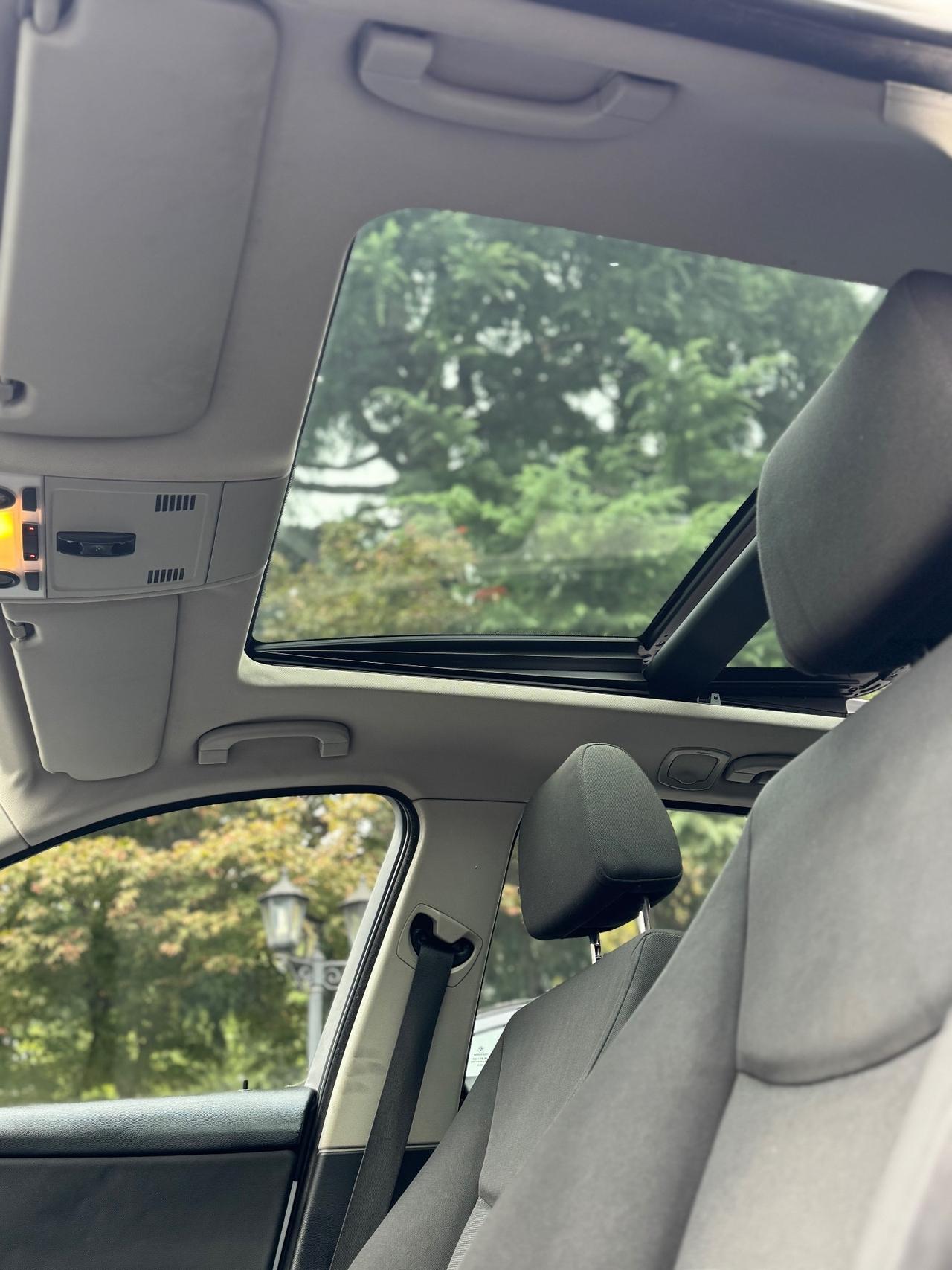 Bmw 318 318i cat Touring MSport