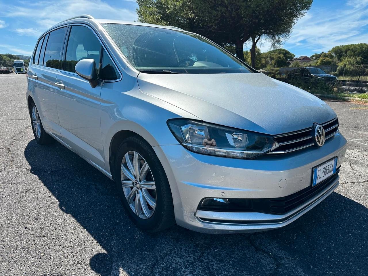 Volkswagen Touran 2.0 TDI 150 CV SCR DSG Executive BlueMotion Tech.