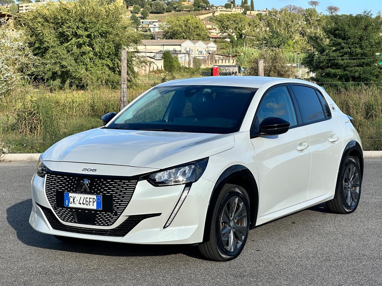 Peugeot 208 motore elettrico 136 CV 5 porte Allure Pack Fatturabile
