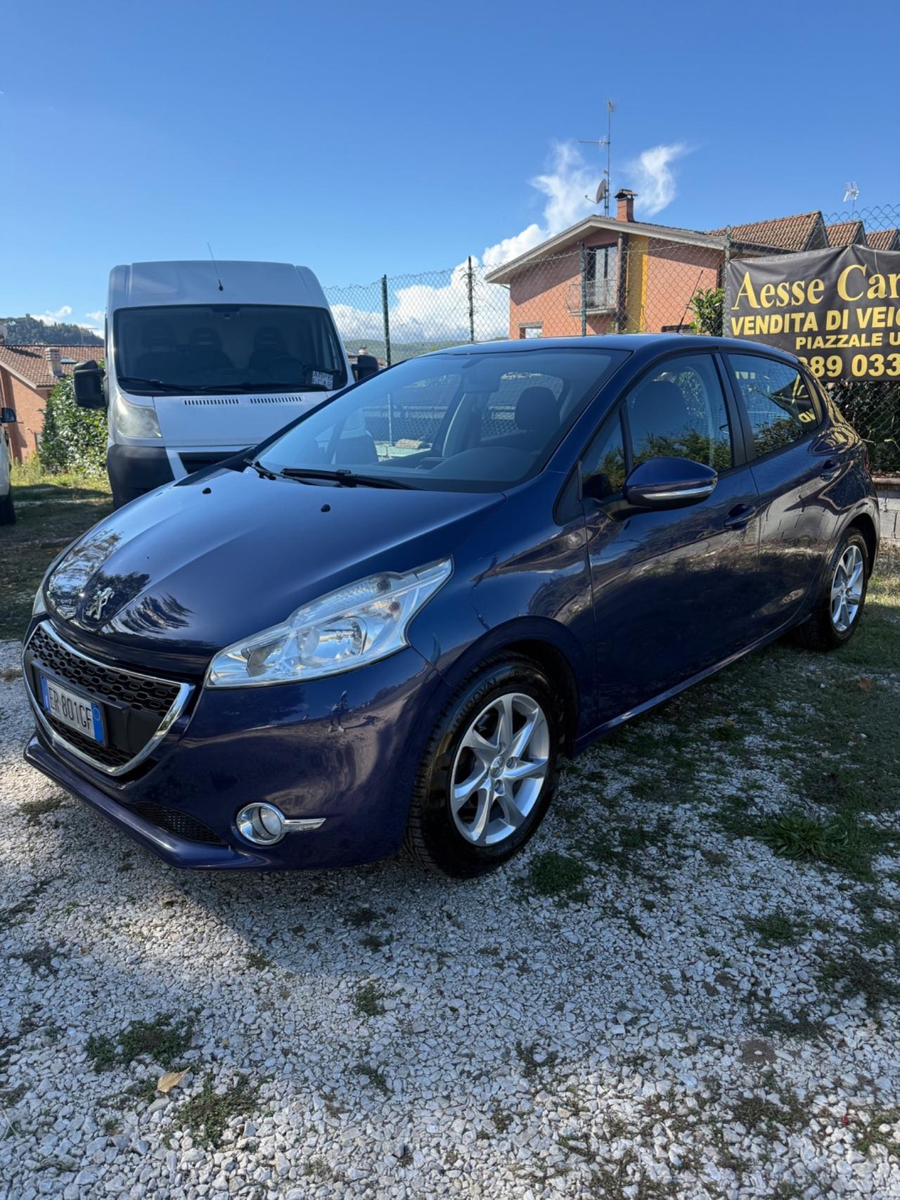 Peugeot 208 1.4 HDi 68 pari al nuovo