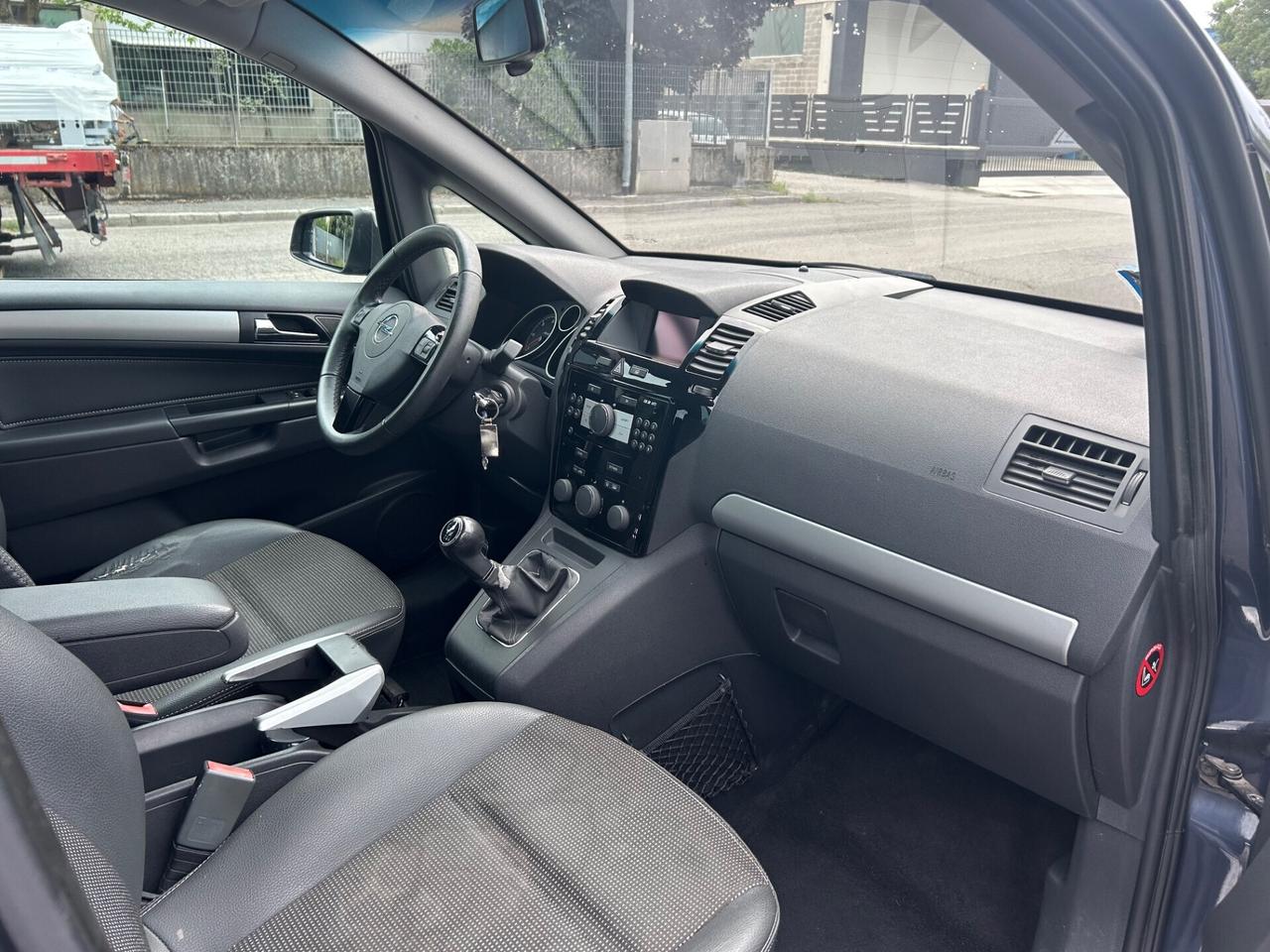 Opel Zafira Cosmo