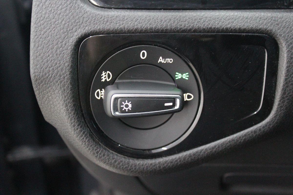 VOLKSWAGEN - Golf - Variant 1.6 TDI 115CV Executive BMT