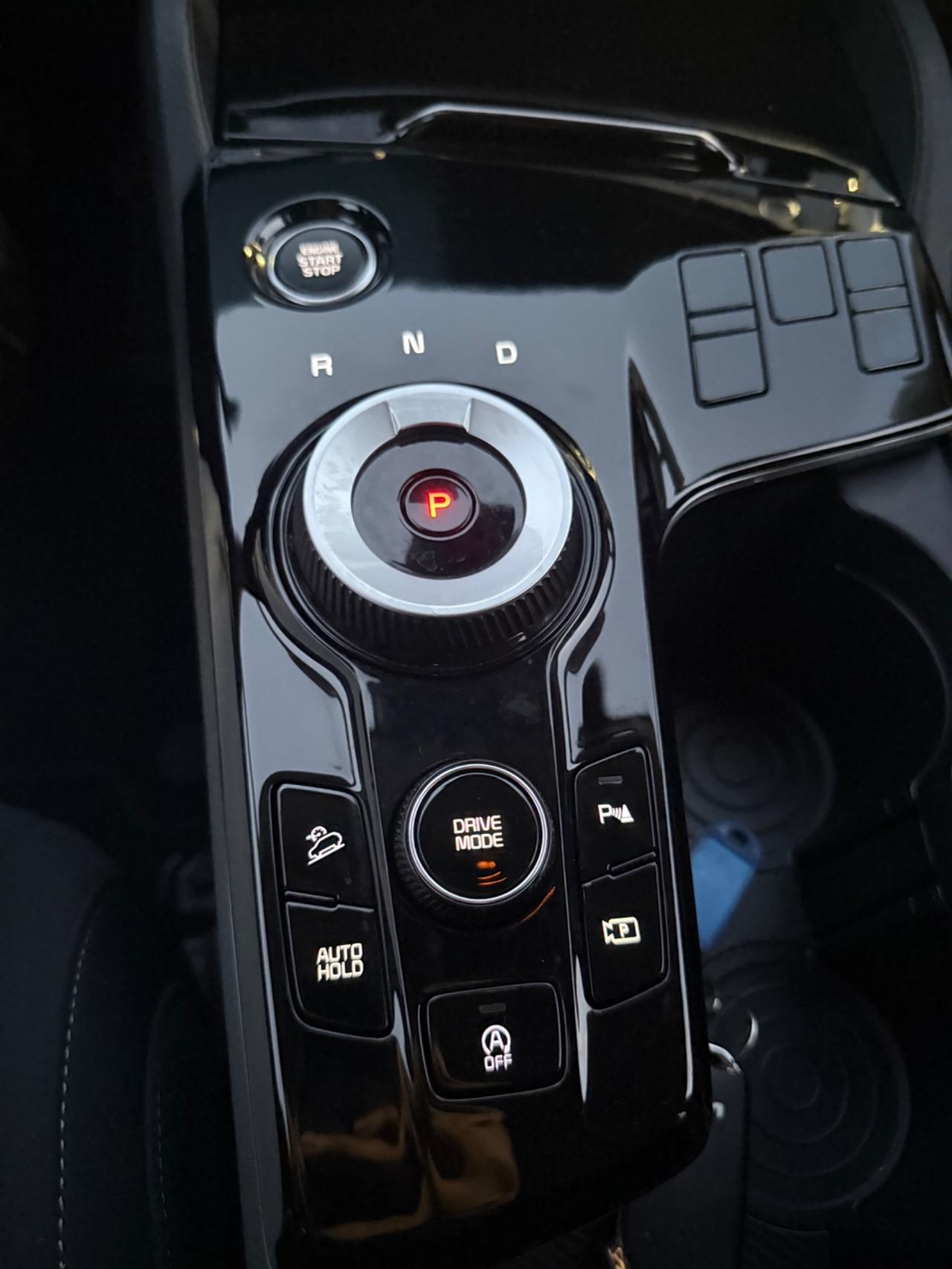 Kia Sportage 1.6 CRDI mhev (DIESEL/ELETTRICA) Black Edition APPLE CARPLAY,TELECAMERA,NAVI,VIRTUAL COCKPIT