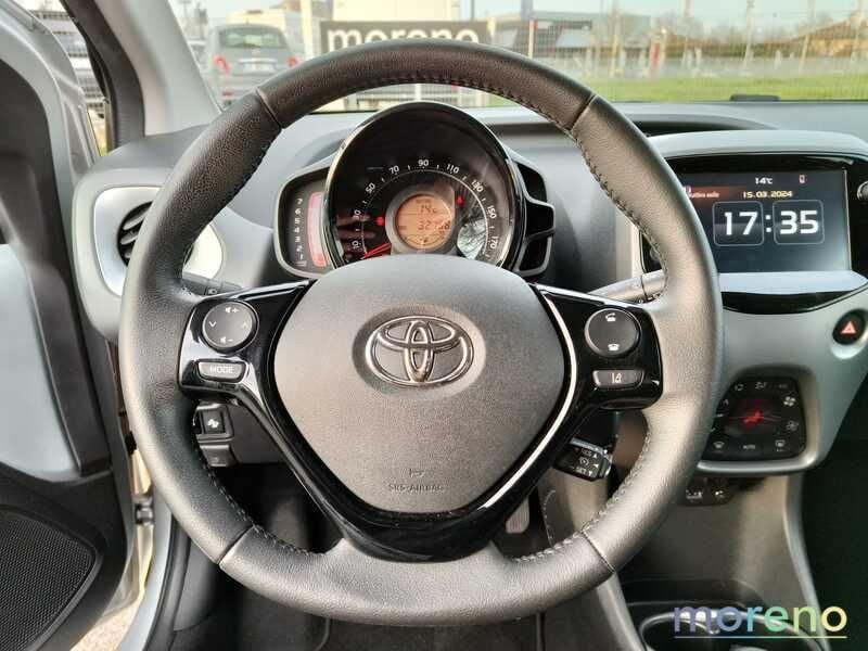 Toyota Aygo 1.0 72 CV x-play