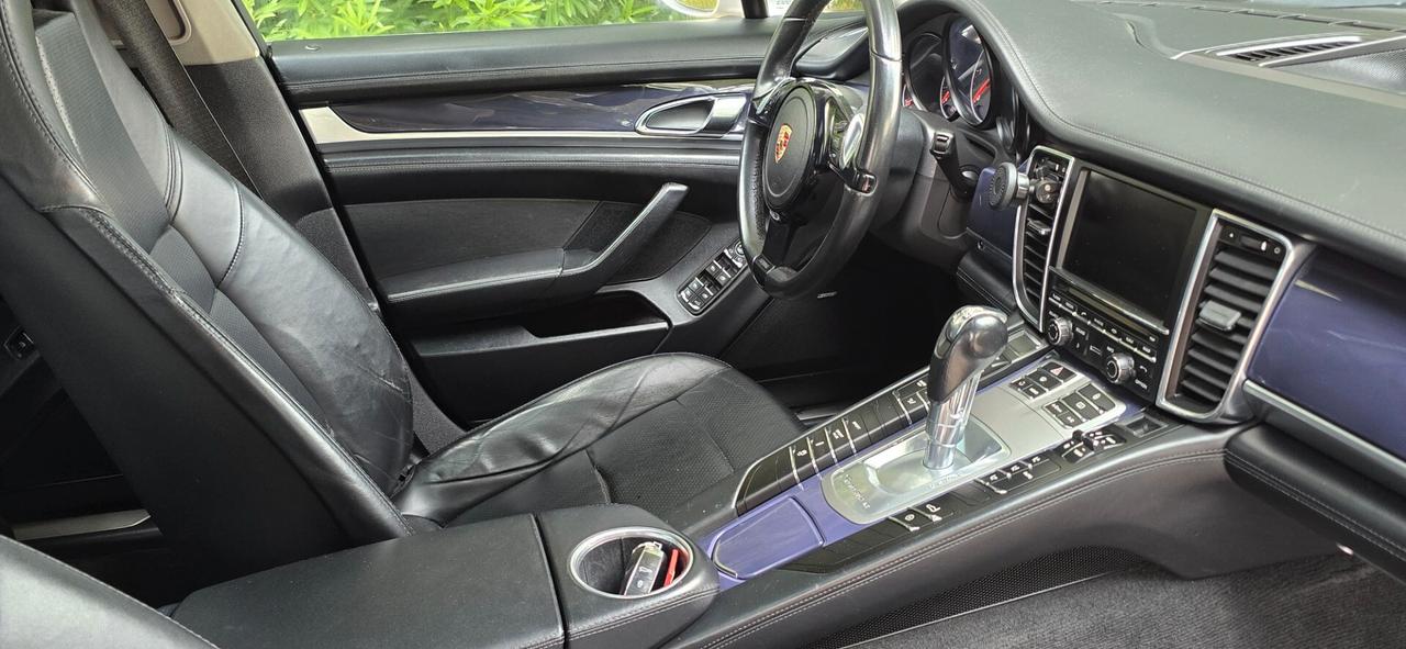 Porsche Panamera 3.0 Diesel Platinum Edition