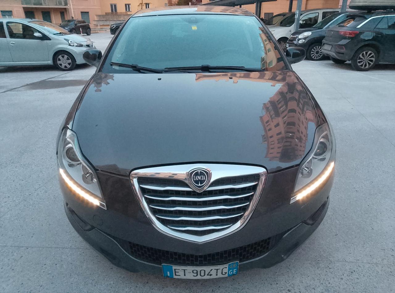 Lancia Delta 1.6 MJT DPF 105 CV Gold