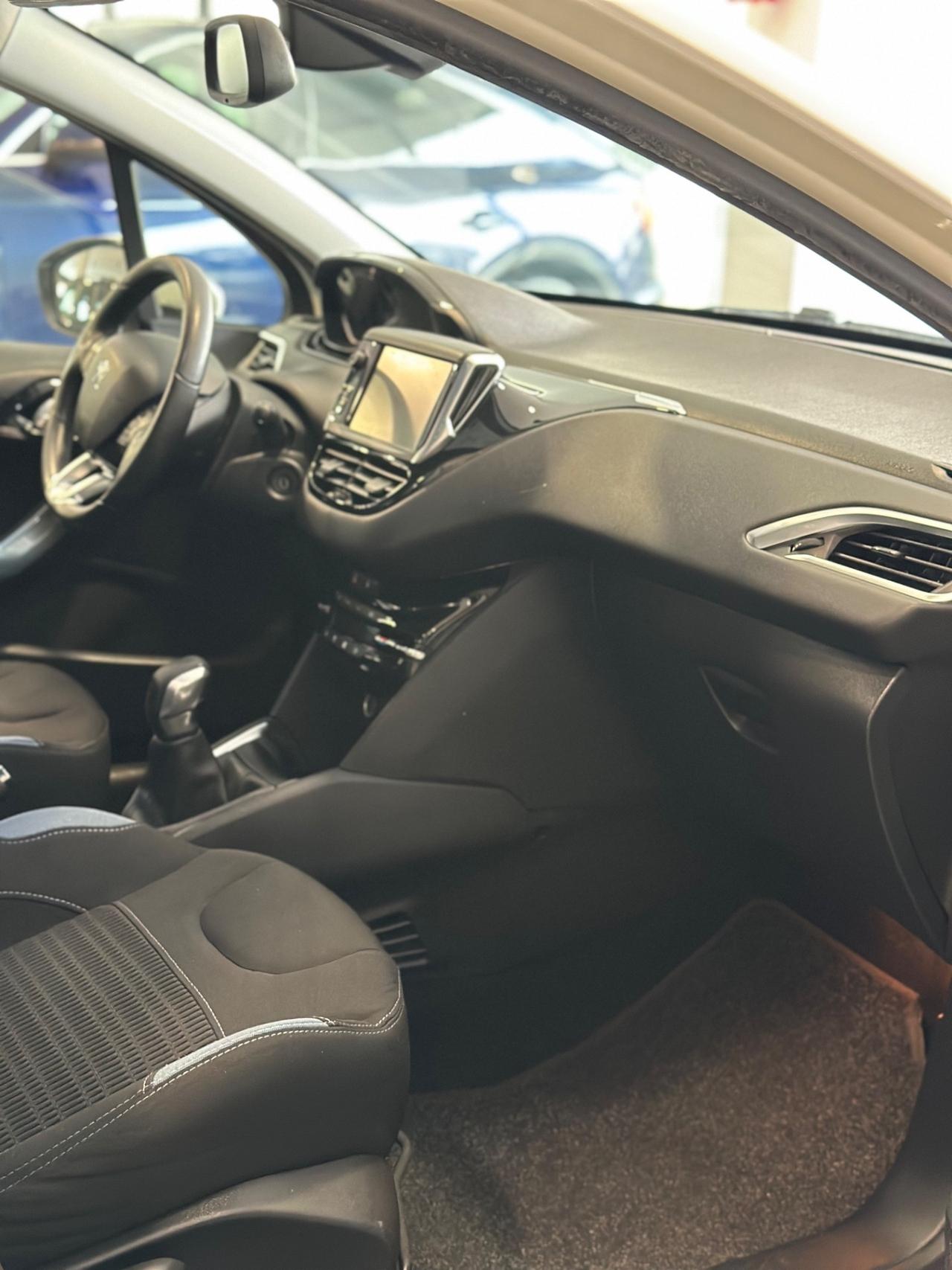 Peugeot 208 1.2 VTi 82 CV 5 porte Allure