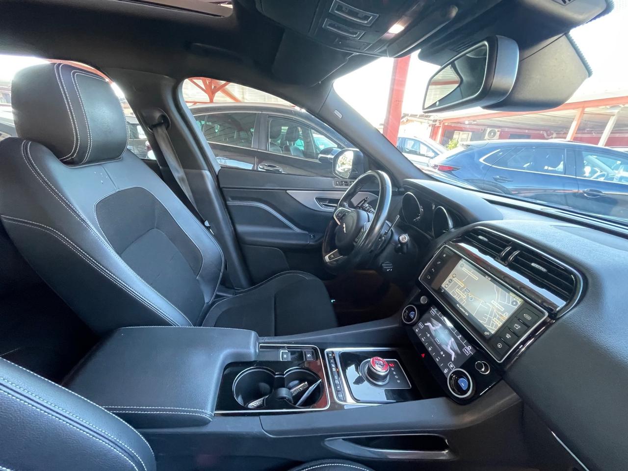 F-Pace 2.0 D 180 CV AWD R-Sport-strafull-rate-garanzia