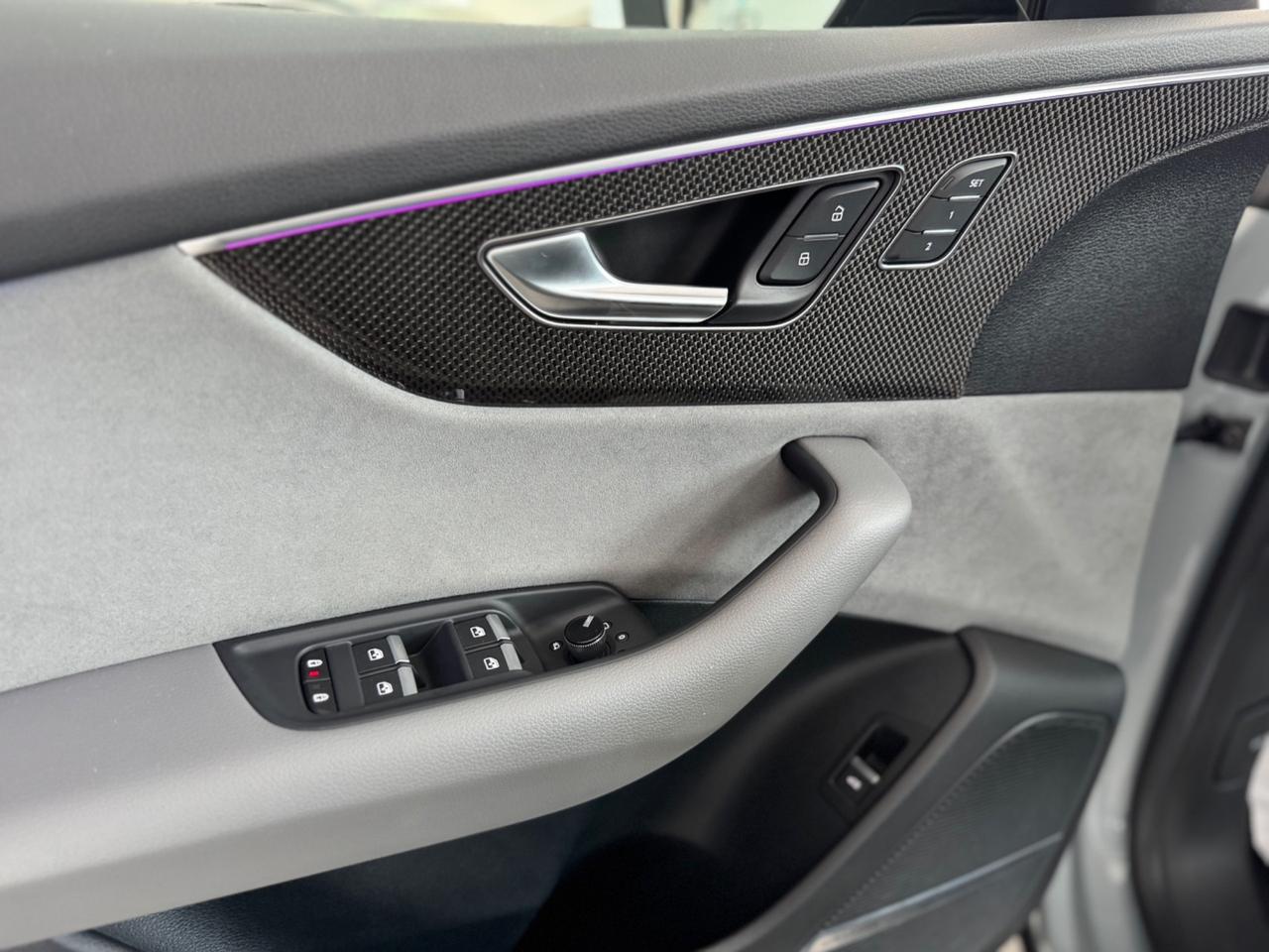 Audi SQ8 TFSI Quattro 507cv V8 Tetto Acc Matrix