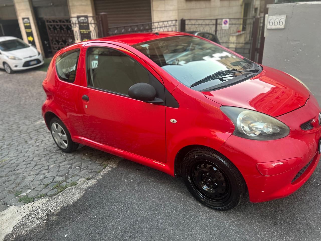 Toyota Aygo 1.0 12V VVT-i 3 porte Sound