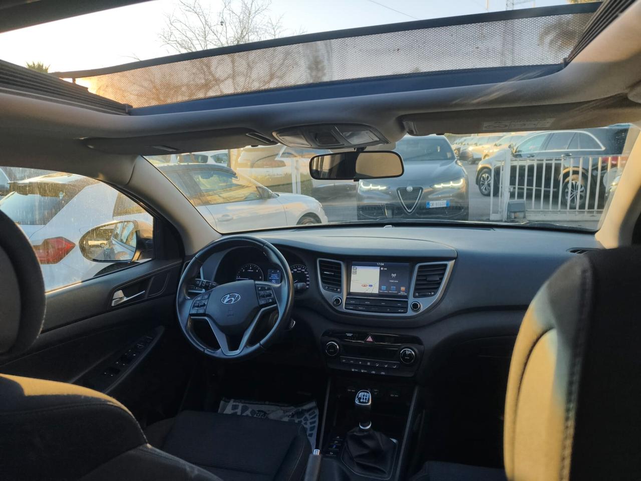 HYUNDAI TUCSON 1.6CRDI 116CV XTECH TETTO APRIBILE