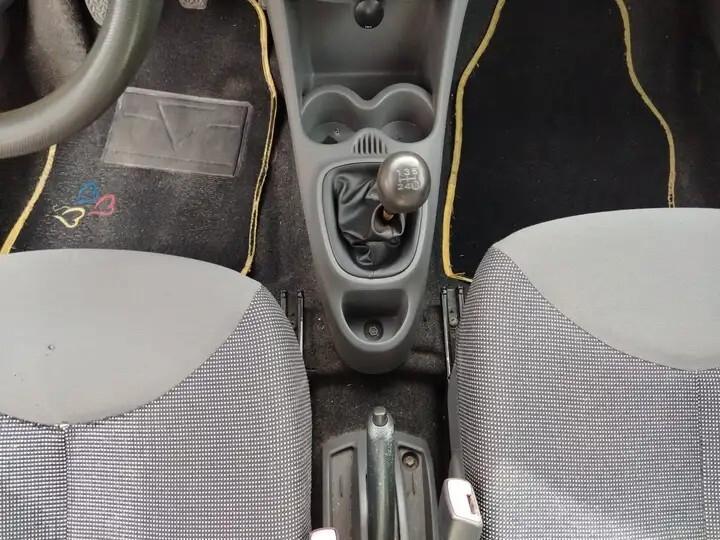 Peugeot 107 1.0 68CV 3p. Desir