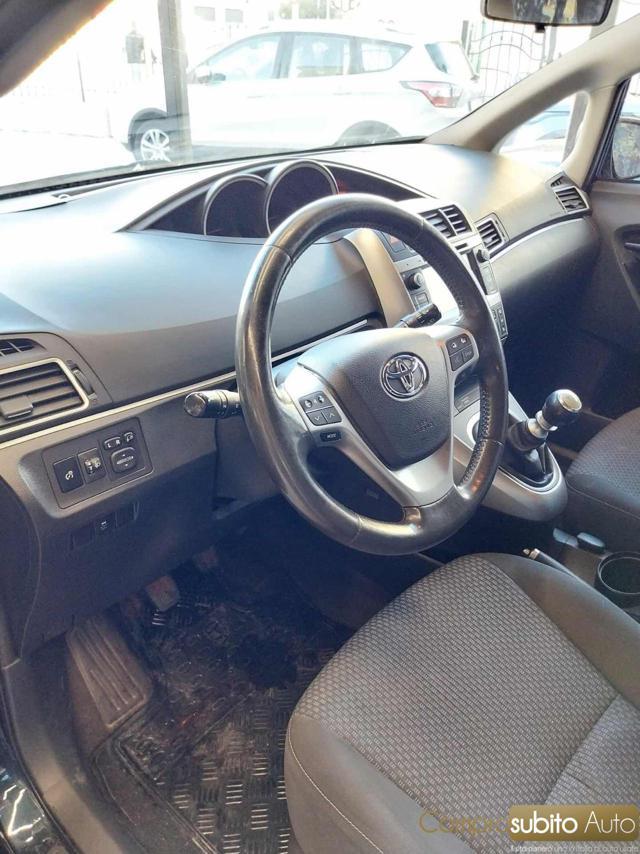 TOYOTA Verso 2.0 D Active 7 posti