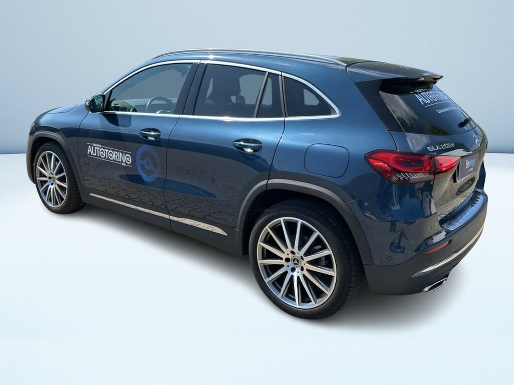Mercedes GLA 200 200 D Premium 8G-DCT