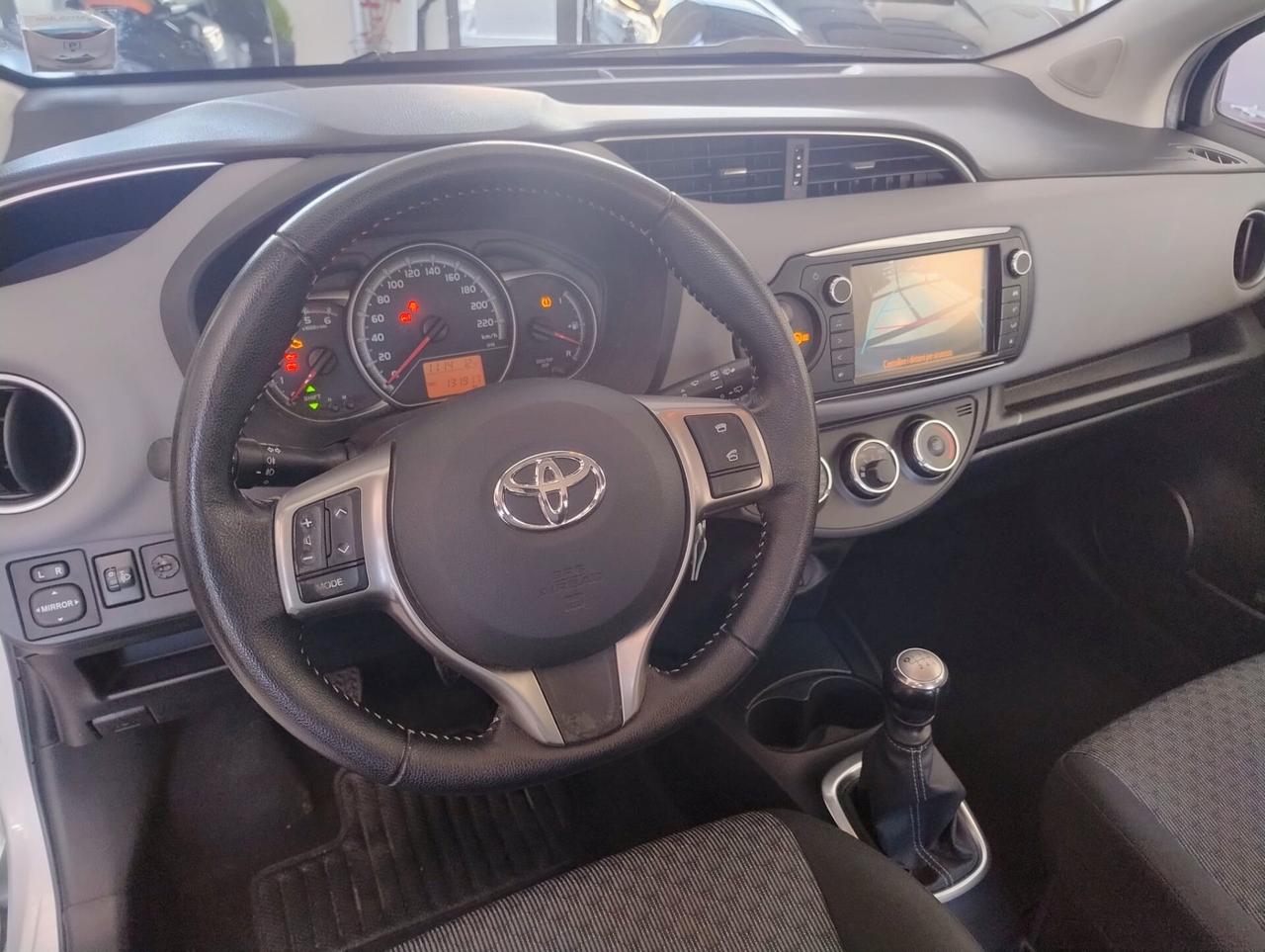 Toyota Yaris 1.4 D-4D 5 porte Active