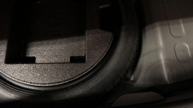 Toyota Yaris 1.5 Hybrid 5 porte Active *12.000 KM* PROMO*