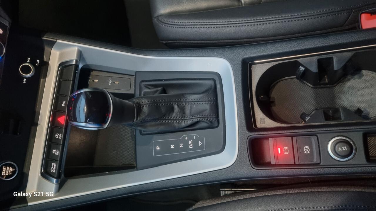 Audi Q3 35 TDI quattro S tronic Business Advanced